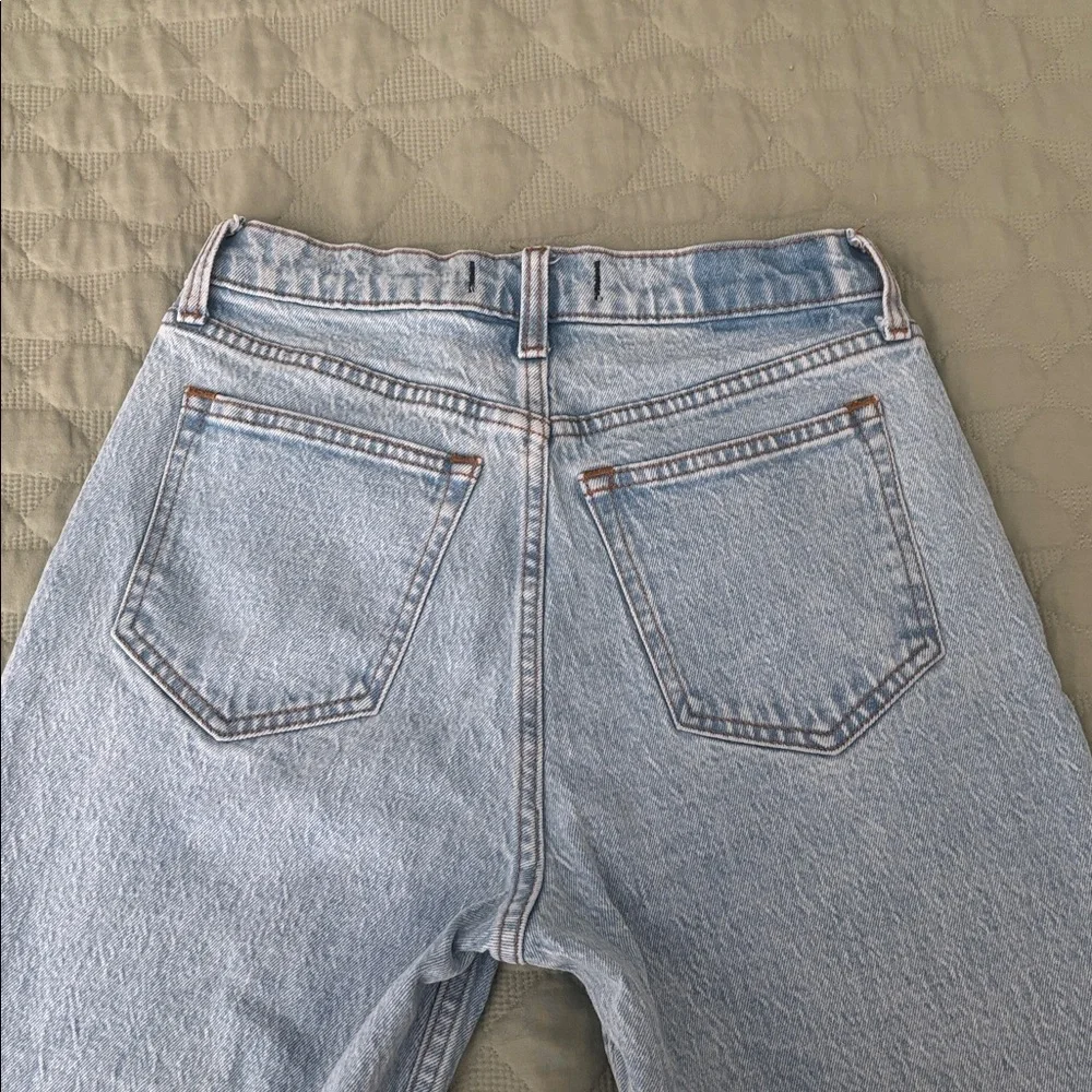 Abercrombie & Fitch - Light Wash Vintage Straight Leg Jeans - Picture 3 of 3